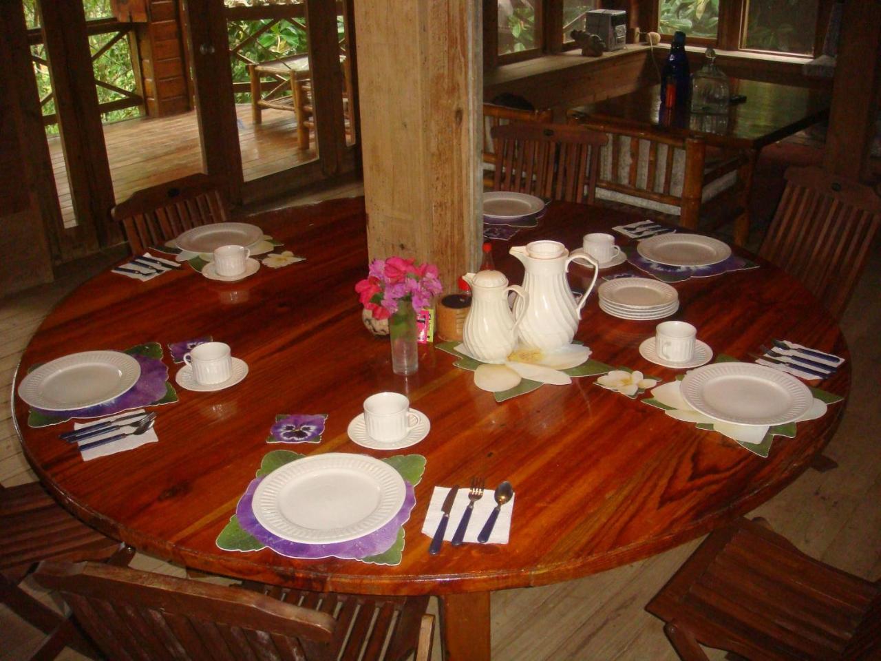 Roatan Bed & Breakfast Apartments West End Exterior foto
